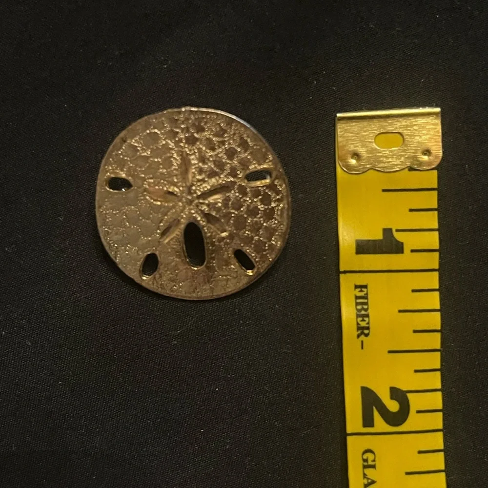 Vintage Gold Tone Sand Dollar Brooch